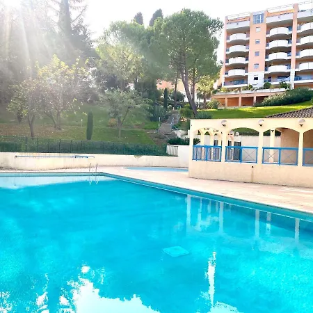 2p Garage Piscine Tennis *